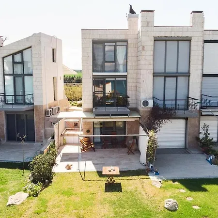 Village Club 27 بيت للعطل