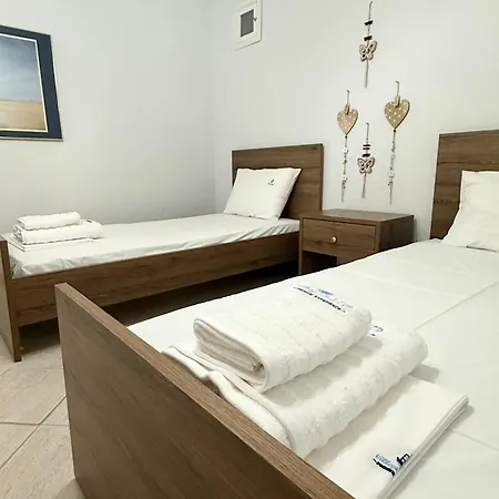 Village Club 27 بيت للعطل Néa Fókaia